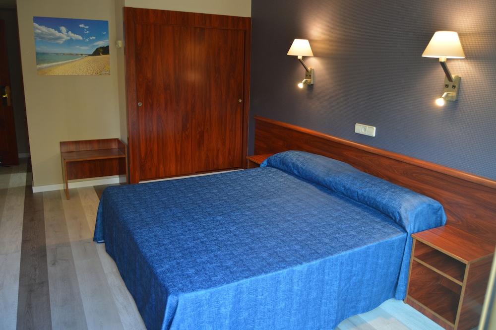 Acacias & Hotel 4*